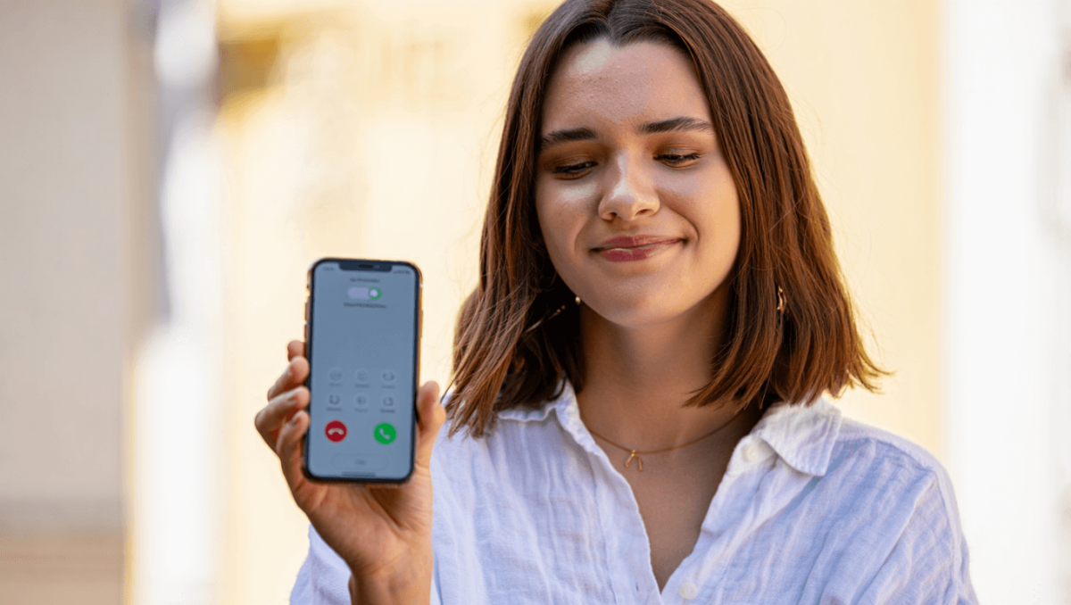 iOS 26.1, come eliminare la fastidiosa vibrazione a inizio e fine chiamata su iPhone