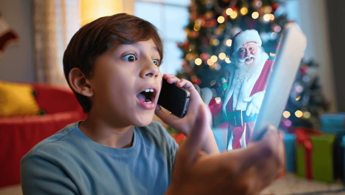 Come è buona l’AI, si finge pure Babbo Natale