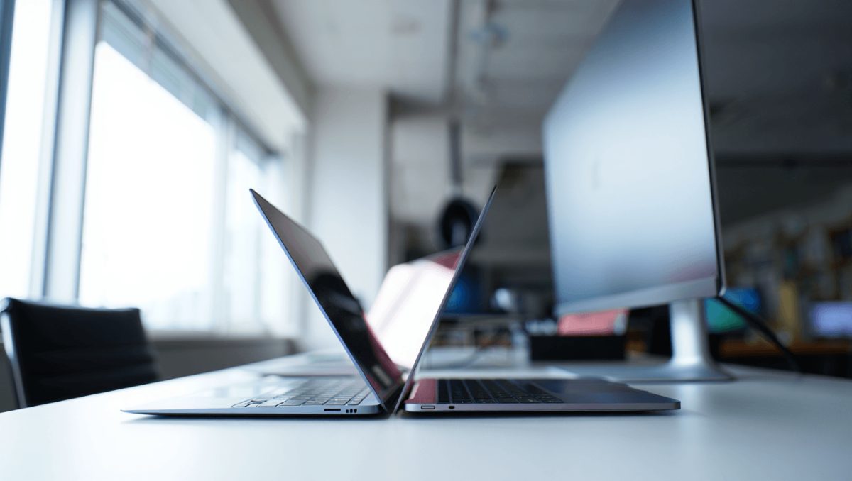 APPLE lancia MacBook Air M5, MacBook Pro con M5 Pro e Max, Studio Display XDR | Specifiche e Prezzi