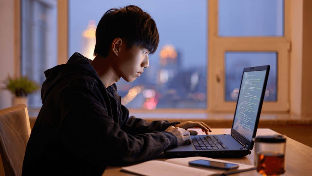 Un ventenne cinese sostiene di aver creato una AI che è in grado di prevedere in futuro