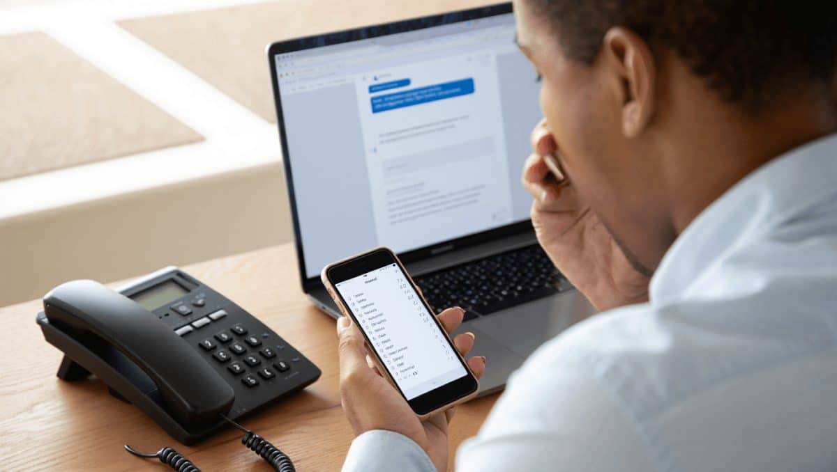 I chatbot AI spifferano a tutti il nostro numero di telefono, basta chiederlo