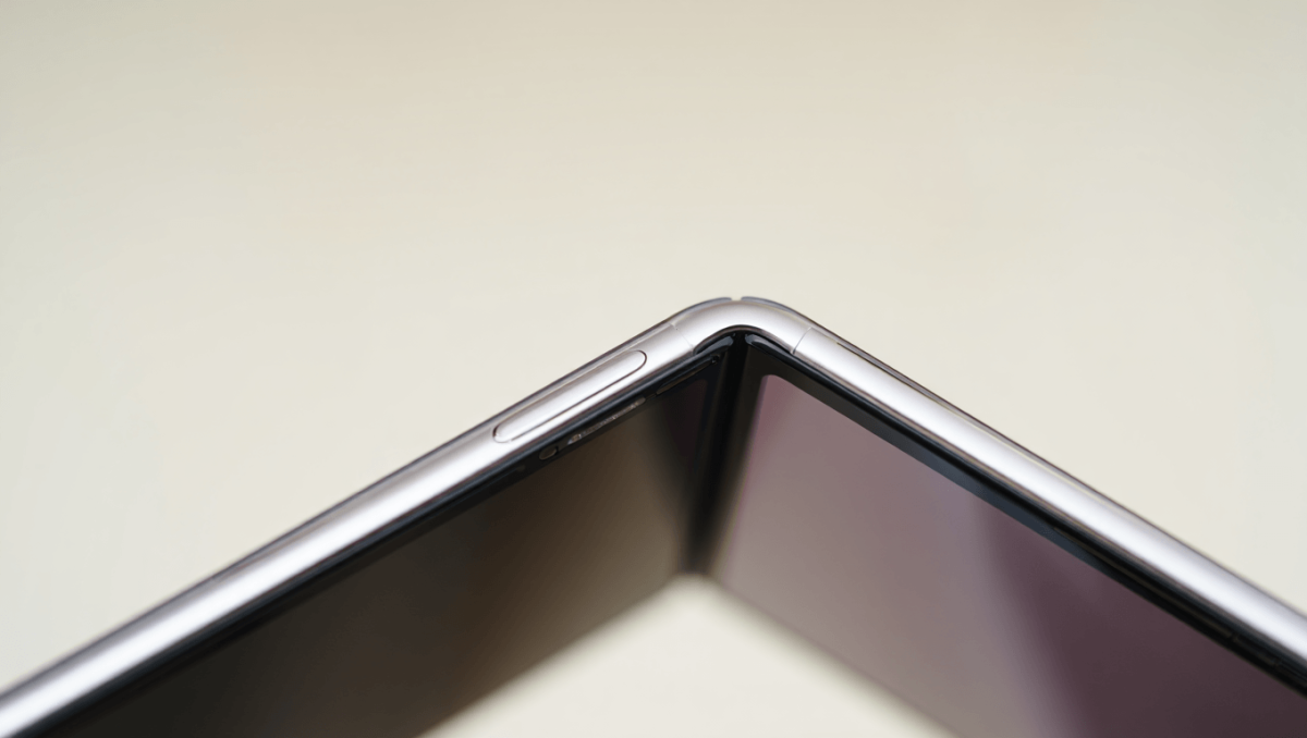 Galaxy Z Fold 8 e Ultra: il segreto della nuova cerniera che cancella la piega