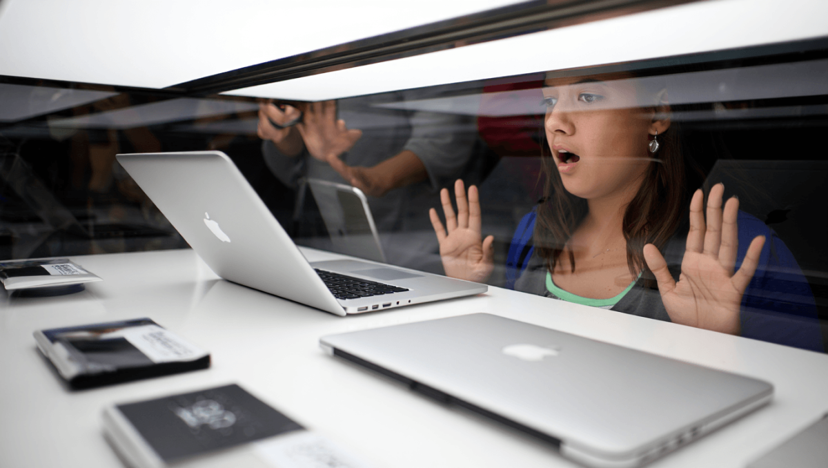 Stangata Apple anche in Italia: rincari fino a 1.300 euro per Mac e iPad | Tutti i nuovi prezzi