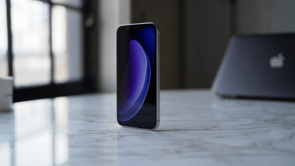 Un salto nel futuro: perché il prossimo iPhone cambierà per sempre il design di Apple
