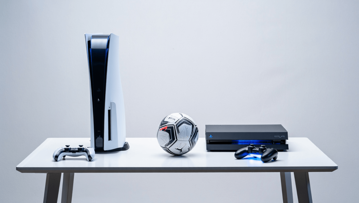 Quali sono le differenze tra EA Sports FC 27 per PS4 e PS5?