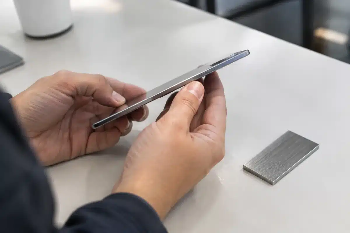 iPhone Air 2: batteria record in soli 5,2 mm di spessore